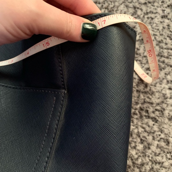 Tory Burch tote purse - Picture 6 of 7